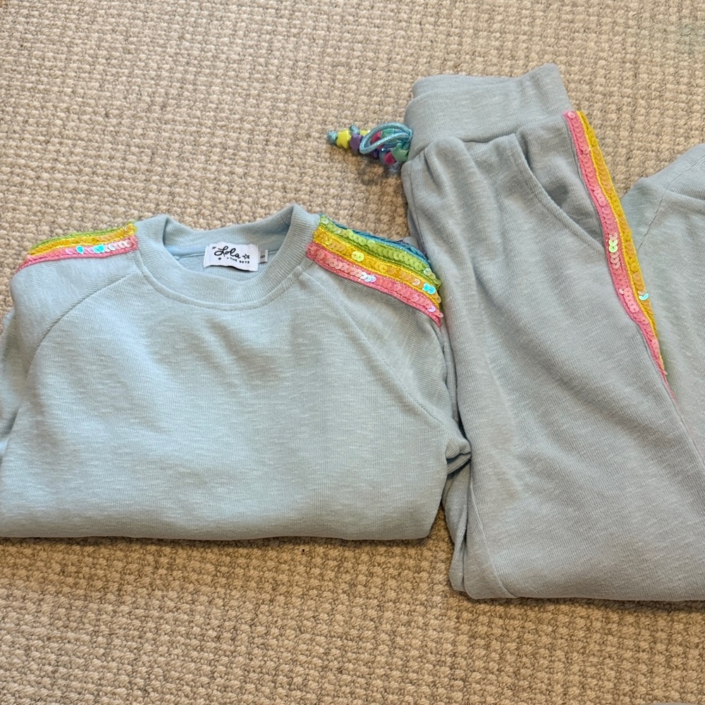 Lola and the boys set never worn 8
